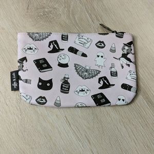 Makeup bag